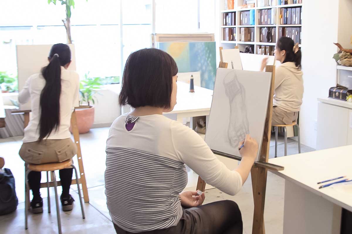 デッサン体験 レイアートスクール 東京渋谷の絵画教室 陶芸教室 子どもアトリエ